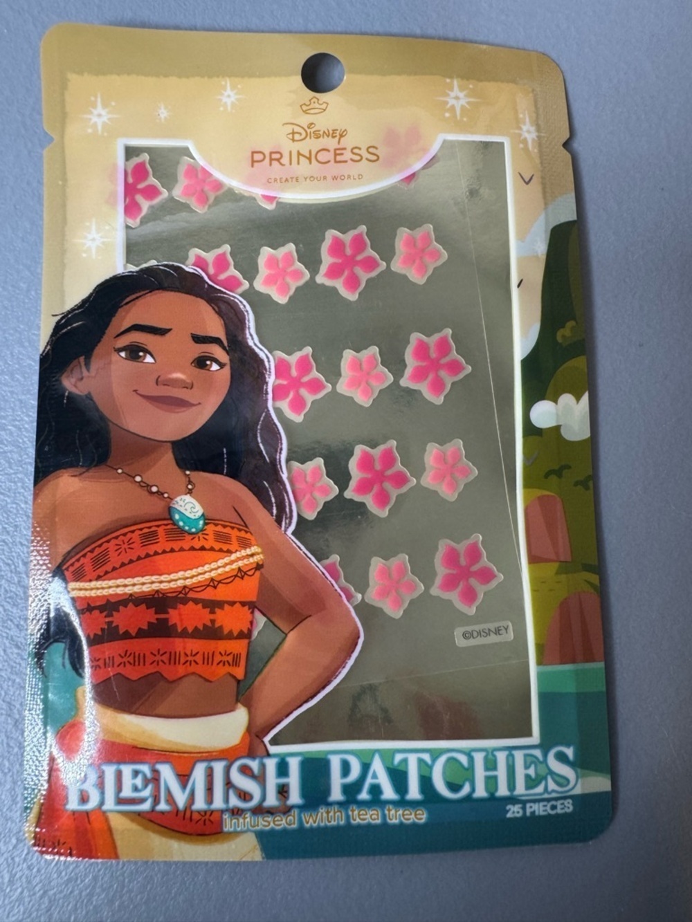 Disney Princess Moana flower Blemish Patches infused with tea tree 25 pieces